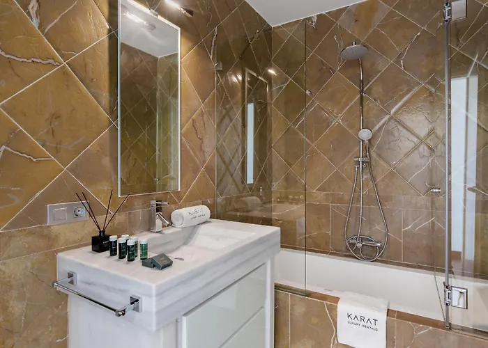 Karat Oasis Del Duque أذيخي