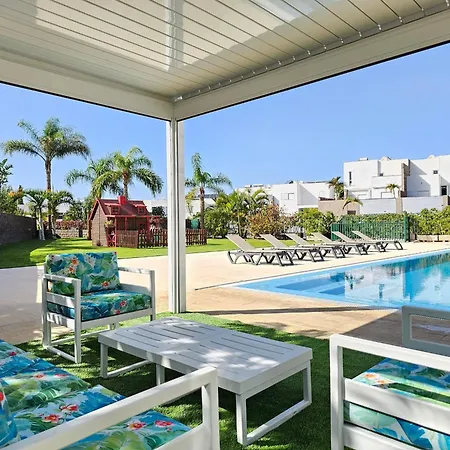 Karat Oasis Del Duque * أذيخي