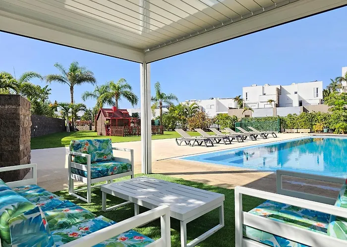 Karat Oasis Del Duque * אדחה