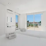 Karat Oasis Del Duque Villa
